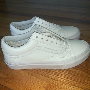 vans triple white leather